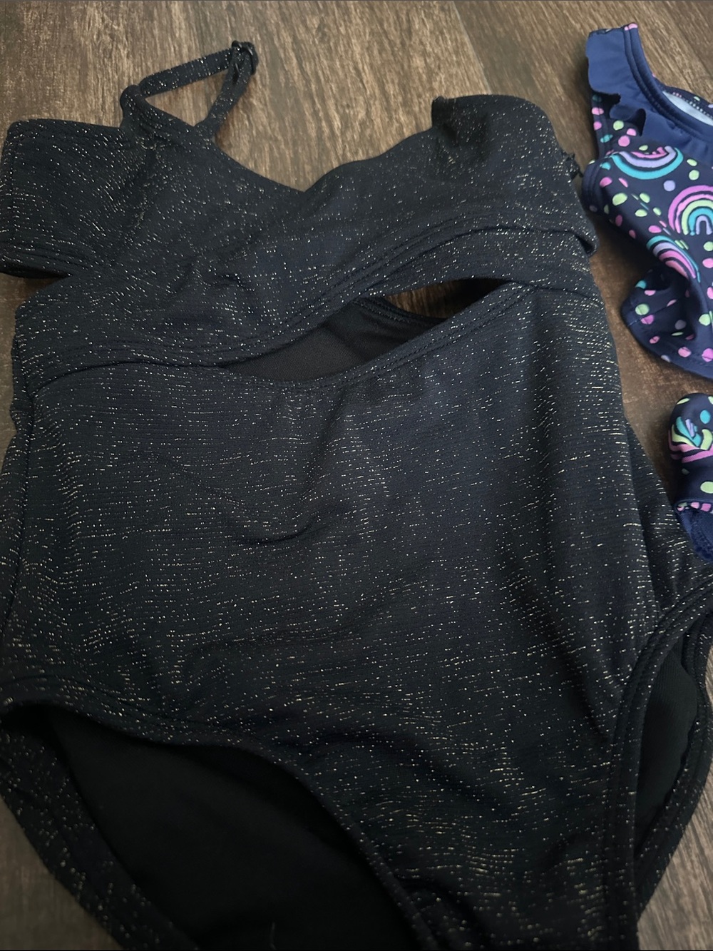 Size 4/5 girls swim bundle - Picture 3 of 6